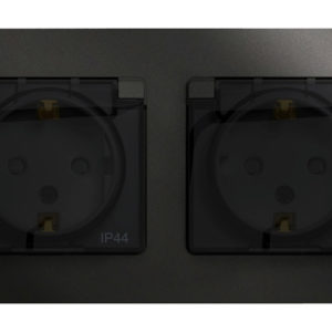 Розетка двухместная Systeme Electric GLOSSA, скрытый монтаж, с заземлением, с крышкой, со шторками, антрацит, GSL000747